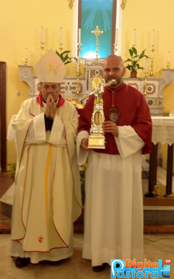 Fratel costantino De Bellis fondatore ed animatore dell'associazione europea Amici si San Rocco con il nuovo vescovo e assistente spirituale dell'associazione S E mons. Domenico Sigalini